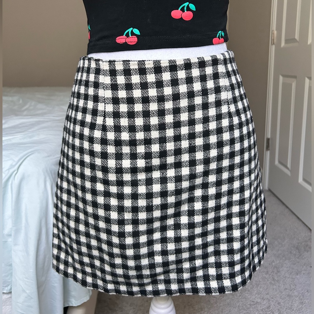 Forever 21 Black and White Plaid Mini Skirt